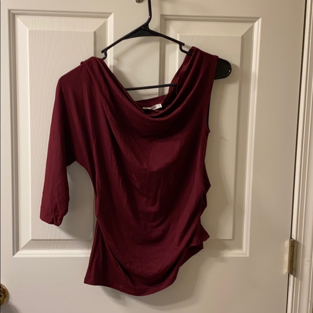 NWT one sleeve top